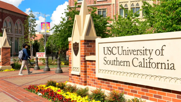 26Fall美本申请截止日期汇总!UMich/USC/UChicago申请批次有变,早申党必看!附申请截止表免费下载领取!